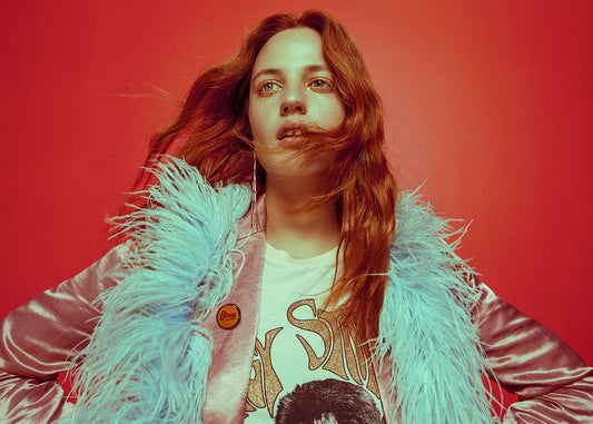 DAVID BOWIE’S INFLUENCE ON MOTHER’S STYLE