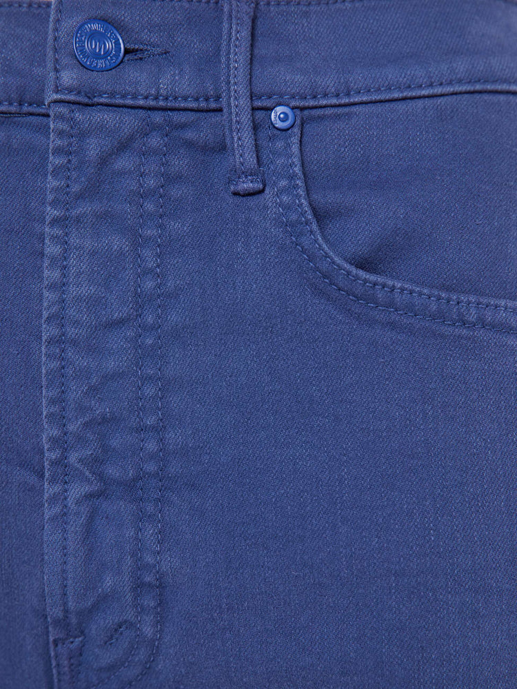 Swatch view of a woman in navy blue wide-leg pants with a zip fly, high rise and a 32-inch inseam with a clean hem.