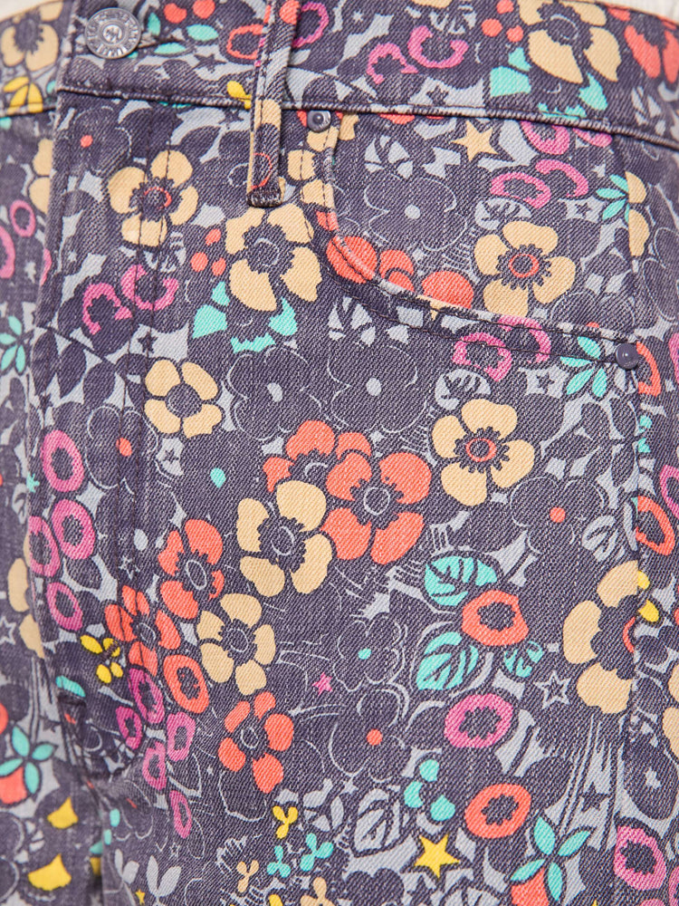 Swatch view of a woman in floral print super high-waisted pant with a wide, curved leg, zip fly, 28.25-inch inseam and a clean hem.