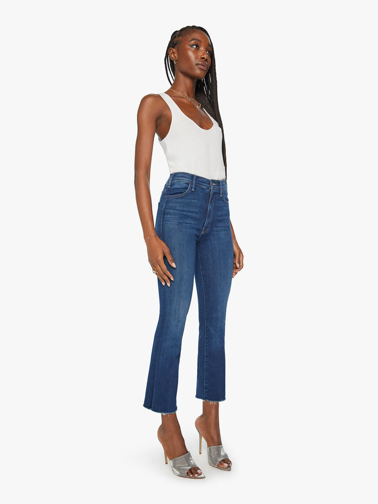 Styling Mom Jeans for Different Occasions