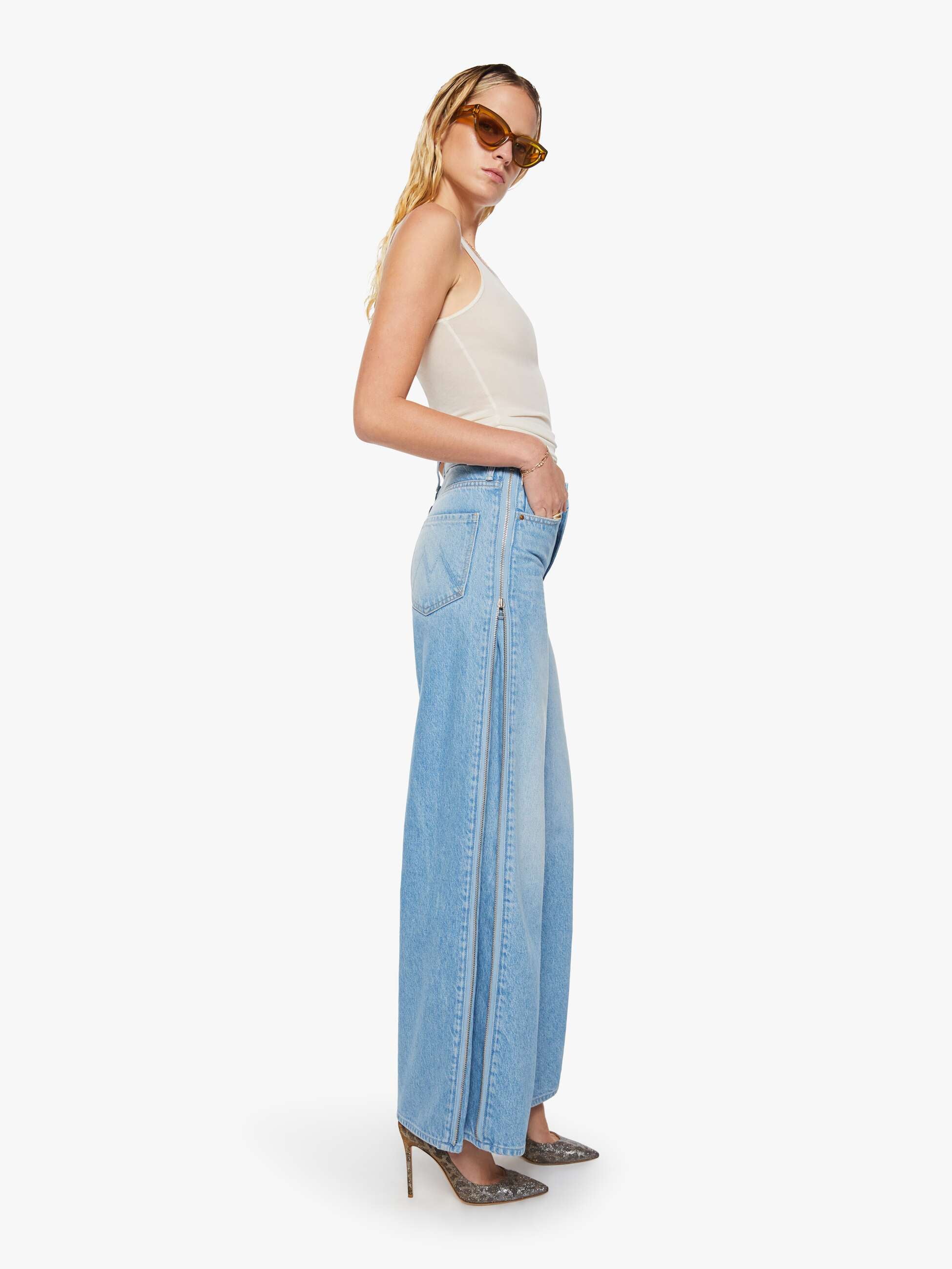 SNACKS! The Side Zip Slung Sugar Cone Sneak - Munchies | MOTHER DENIM