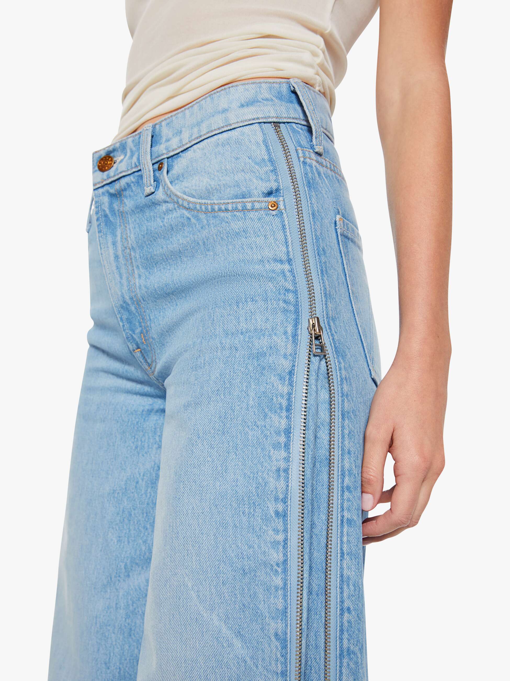 SNACKS! The Side Zip Slung Sugar Cone Sneak - Munchies | MOTHER DENIM