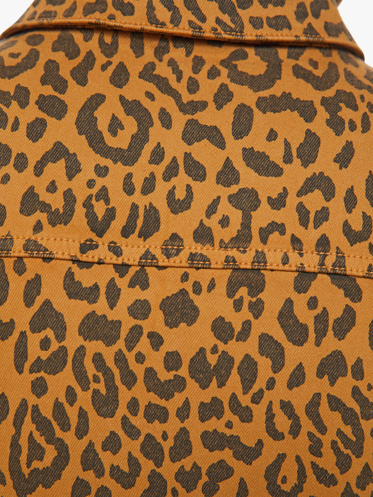Swatch view of a woman bold leopard print cropped jacket with drop shoulders, front patch pockets and a loose fit.