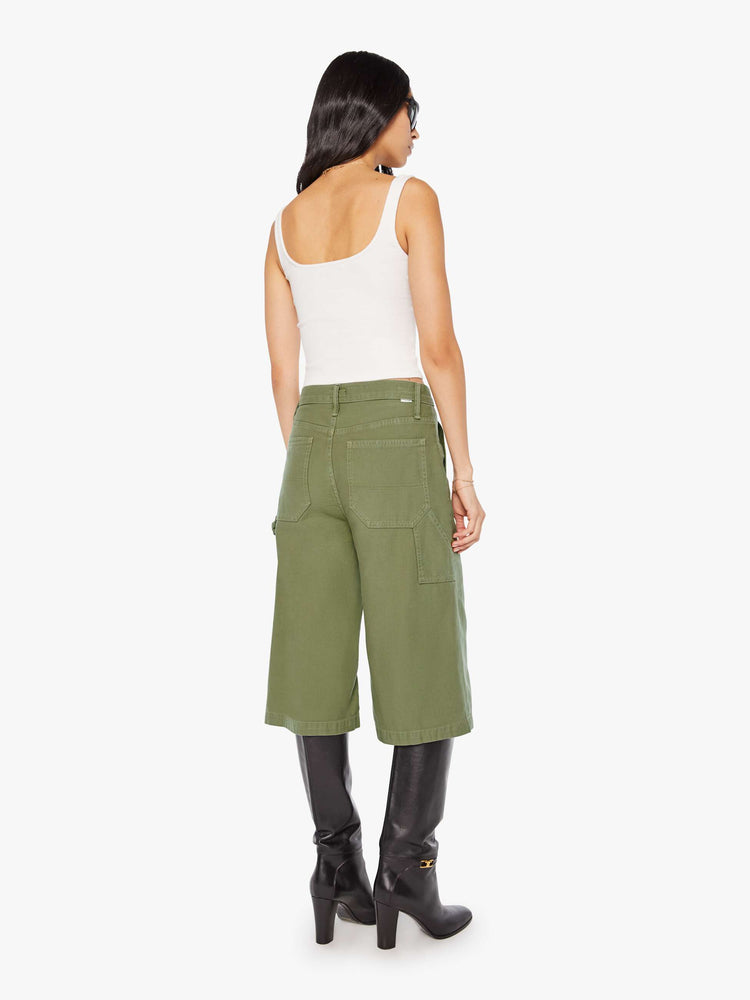 The Half Chisel - Dried Herb