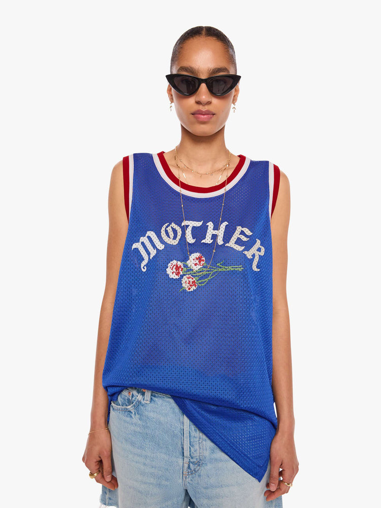 WOMAN front view in a blue fabric with red and white trim and features MOTHER's name and a bouquet of flowers on the front sleeveless jersey.