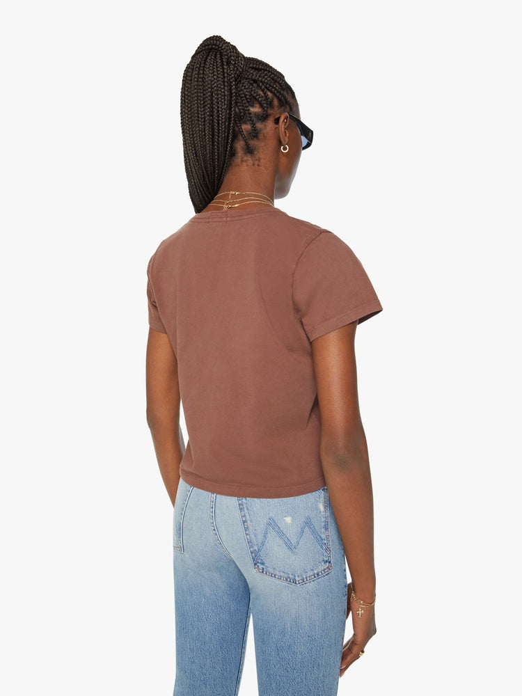 Back view of a woman brown crewneck with a slim fit in a faded graphic sunset.