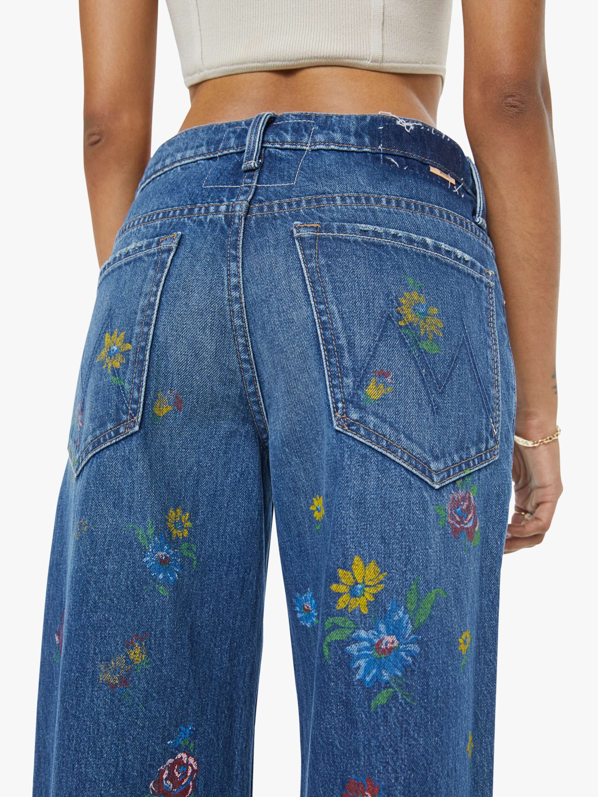 PETITES The Lil Rerun Zip Sneak - Field Of Flowers | MOTHER DENIM