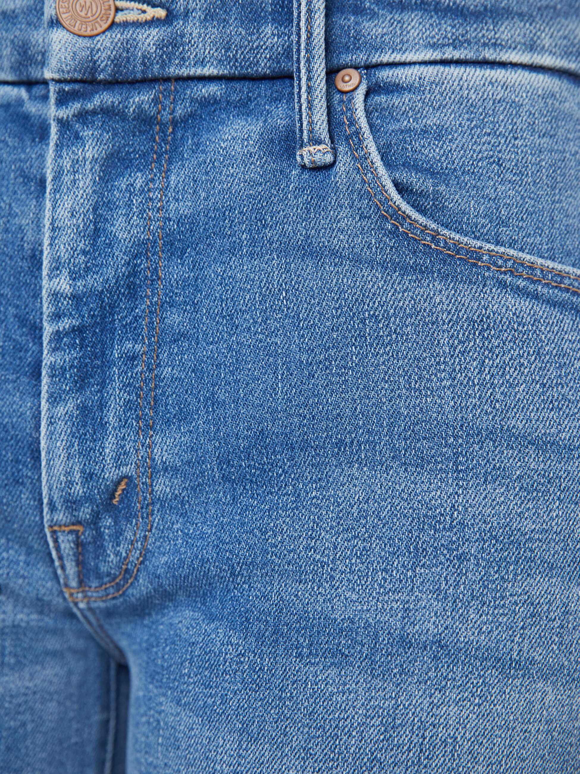 PETITES The Lil Roller Fray - Work Hard Play Hard | MOTHER DENIM