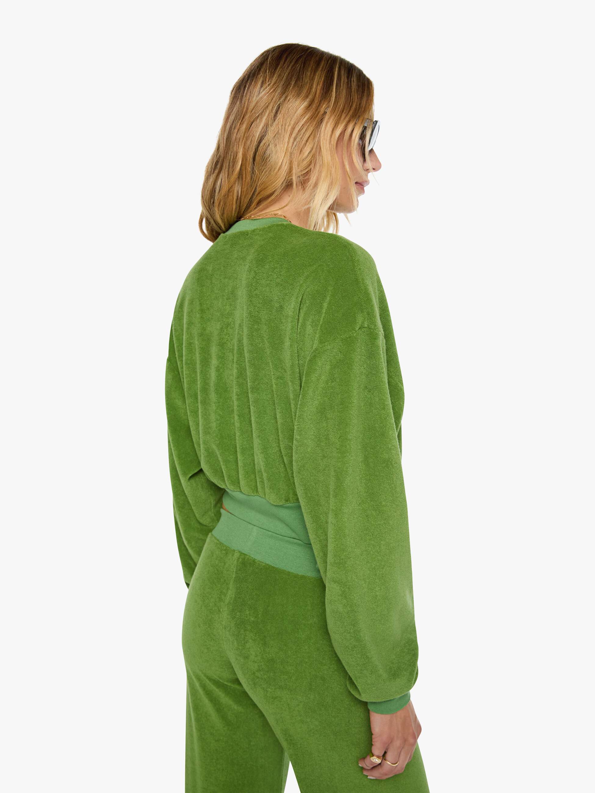 Eterne Cropped V Neck Sweatshirt - Fern | MOTHER DENIM