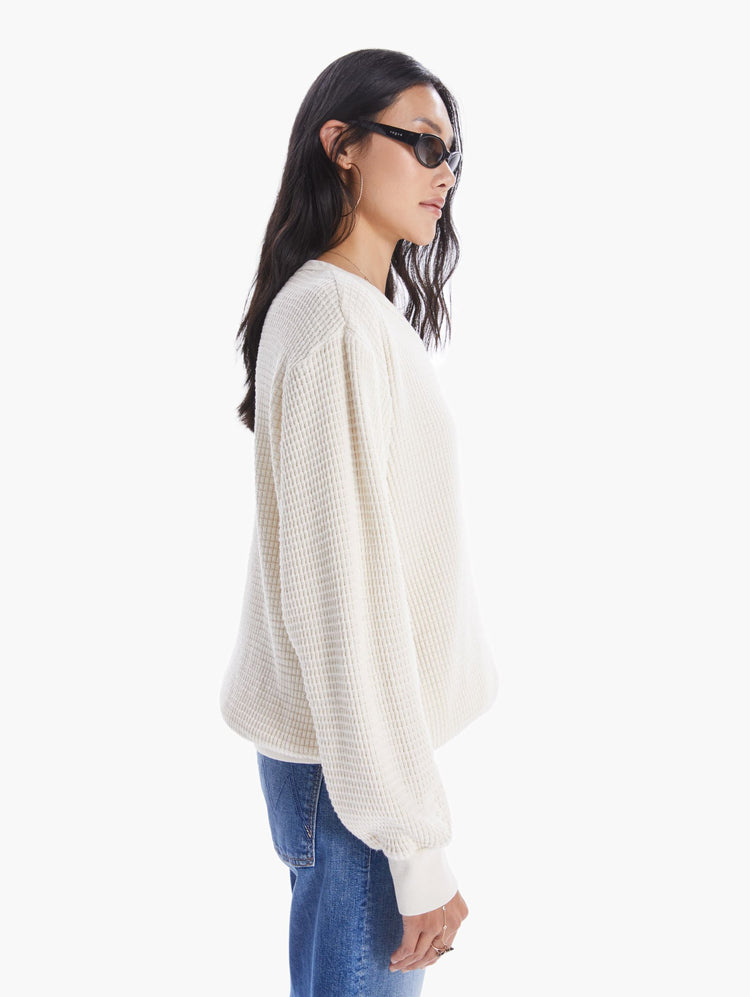 SIDE VIEW WOMEN'S LONG SLEEVE CREAM THERMAL SWEATER